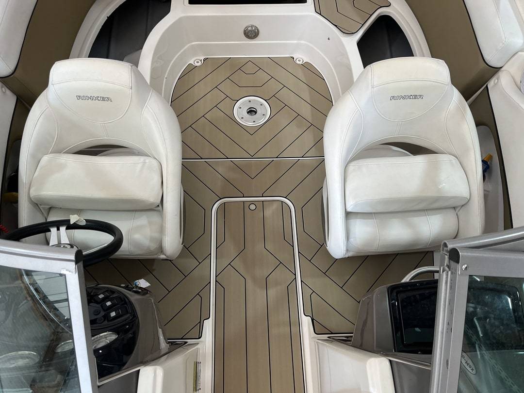 tapis cockpit bateau sur mesure